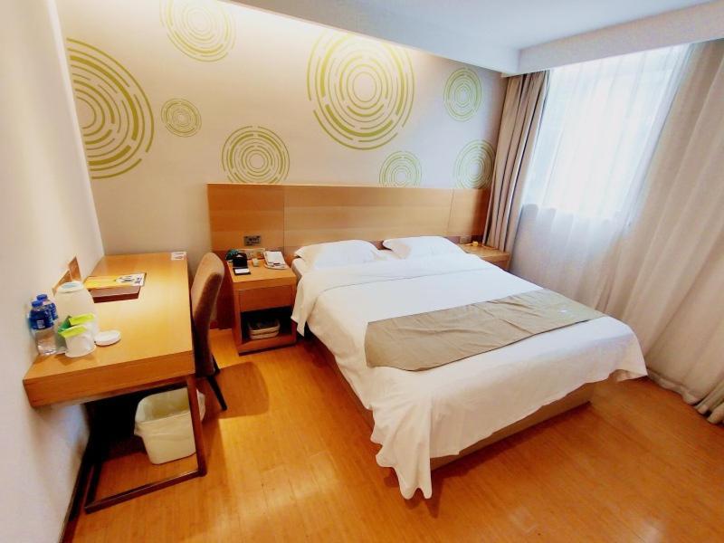 Greentree Inn Jiangxi Fuzhou Gandong Bridge Express Hotel Eksteriør billede
