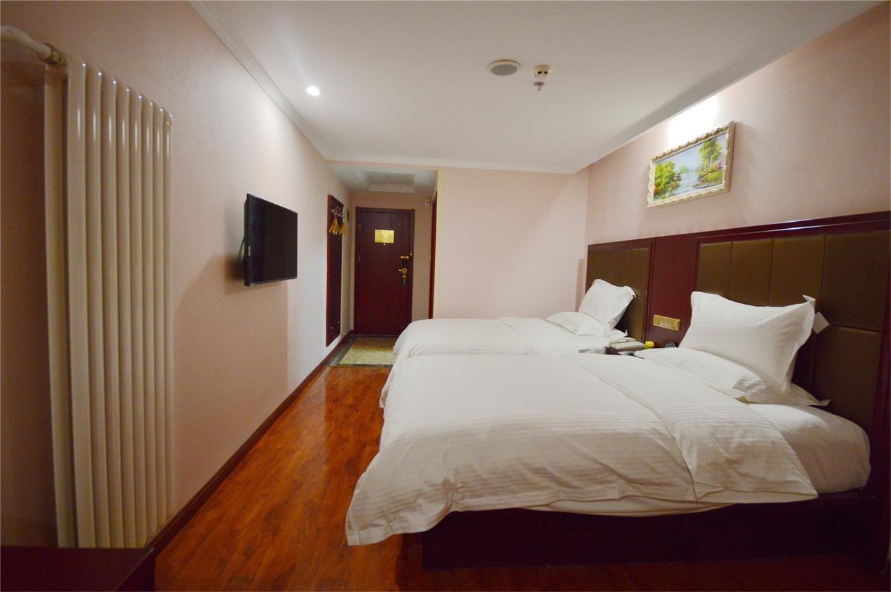 Greentree Inn Jiangxi Fuzhou Gandong Bridge Express Hotel Eksteriør billede
