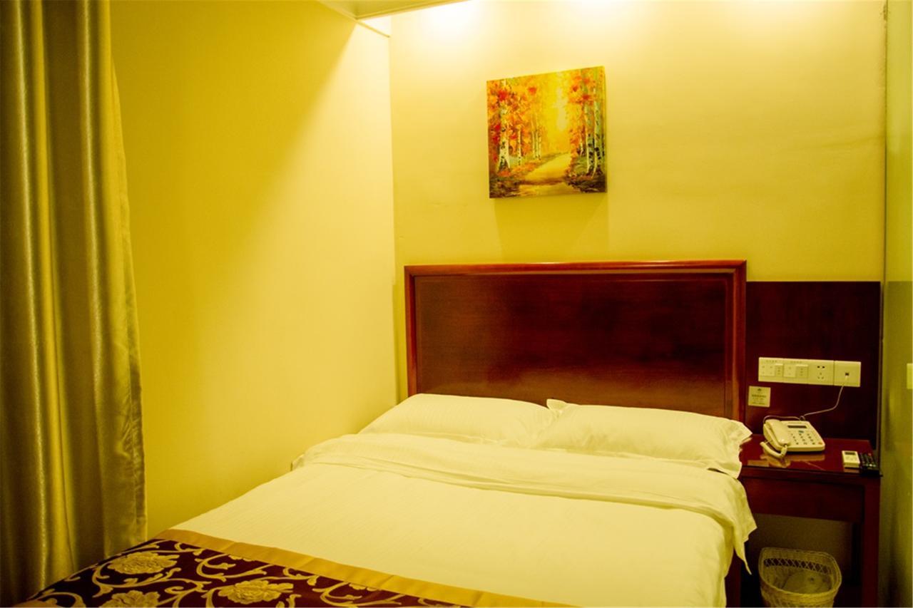 Greentree Inn Jiangxi Fuzhou Gandong Bridge Express Hotel Eksteriør billede