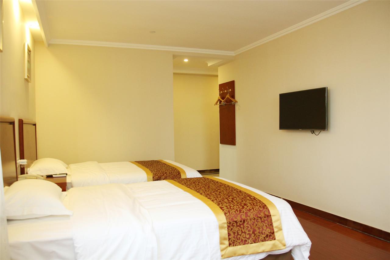 Greentree Inn Jiangxi Fuzhou Gandong Bridge Express Hotel Eksteriør billede